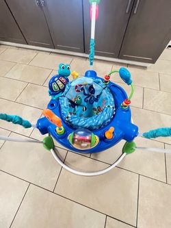 BABY EINSTEIN BABY ACTIVITY JUMPER