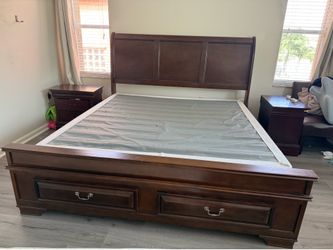Solid Wood King Storage Bed Frame – 6 Drawers – Need Gone Today