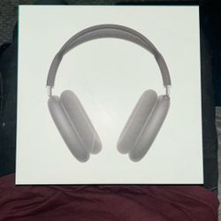 AirPods Max With Smart Case