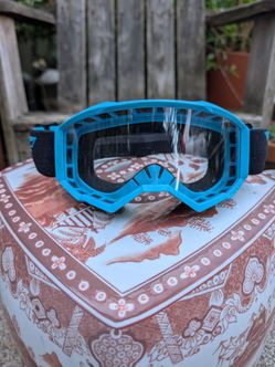 Never used before fly racing goggles clear shield