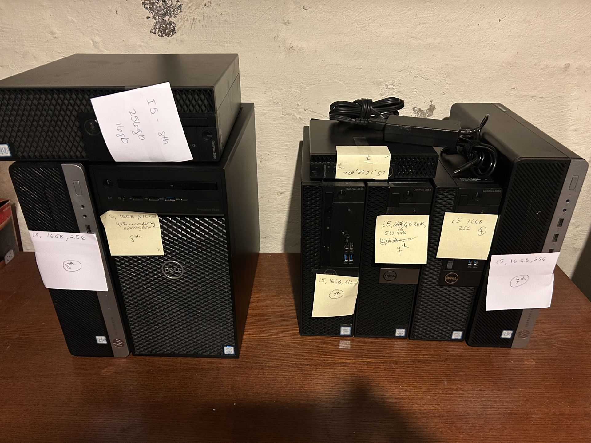 Dell And HP Desktop Computers