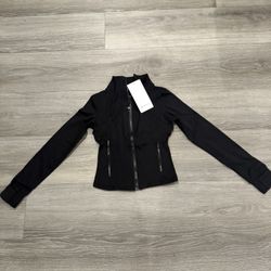 black define lululemon jacket size medium 