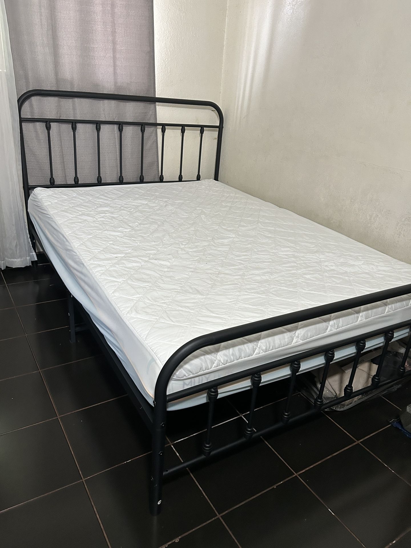 Full Size Metal Bed Frame
