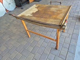 Vintage INGENTO NO.9 wood table and cast iron handled paper cutter,  please see all the pictures for details