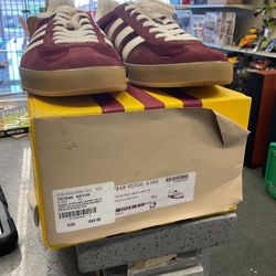Gucci x Adidas Gazelle Size 10 I-2275