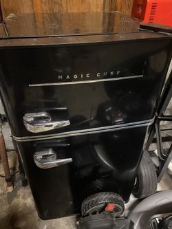 Magic Chef Refrigerator 