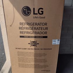 Brand new LG stainless french door fridge, delivery available!!!