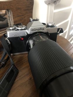 Minolta Vintage camera & lens 📷 in good condition👍🏻