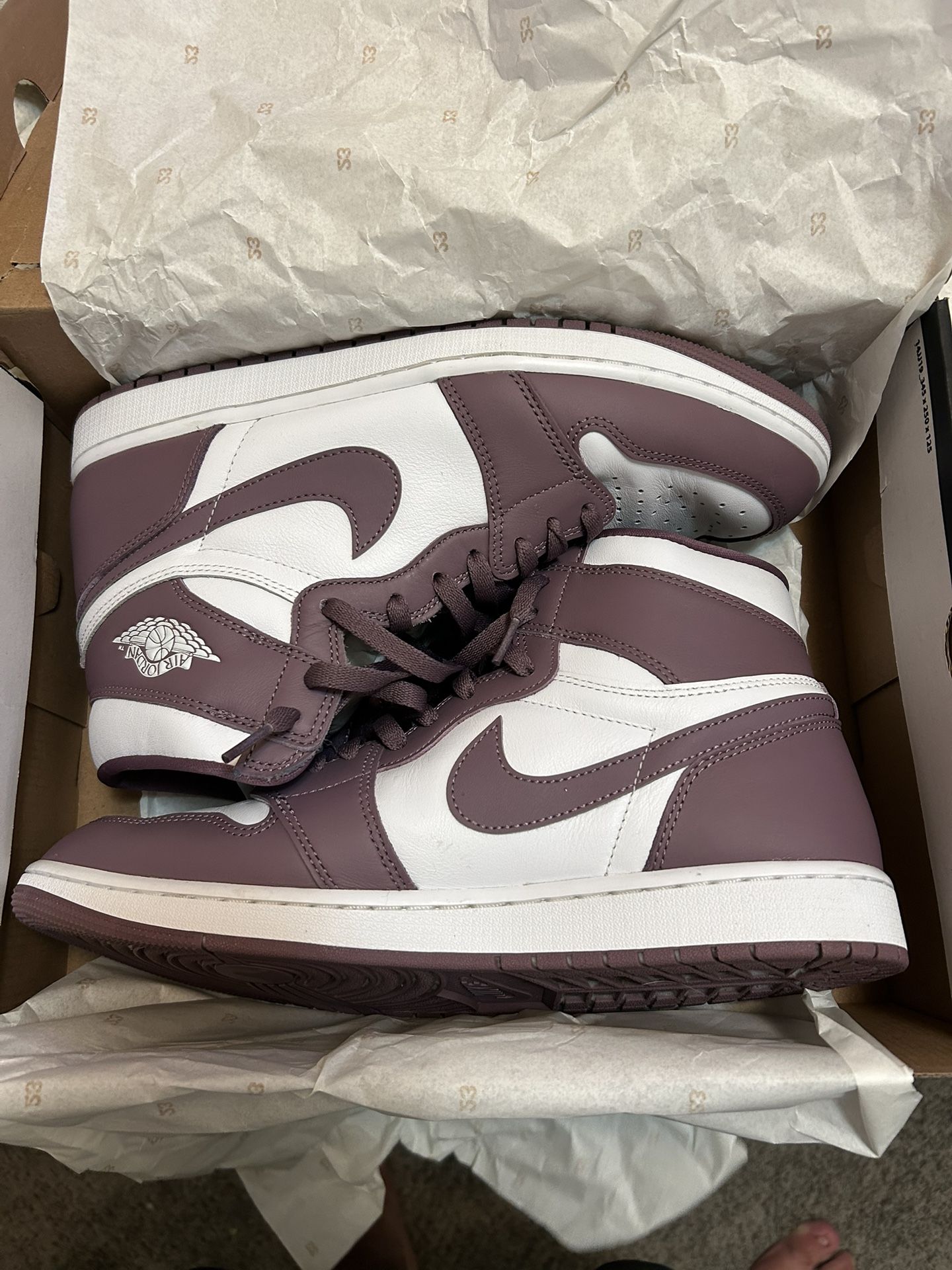 Air Jordan 1 Mid