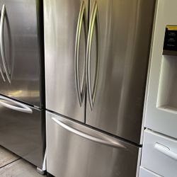 Refrigeradora puerta francesa en buenas condiciones