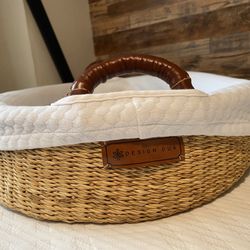 Dua Design Changing Basket $50