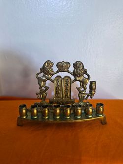 Vintage Brass Bronze Travel Portable Menorah Lion of Judah Israel Judaica,3½" x 5"