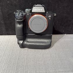 Sony Alpha A7iii With Vertical Grip 