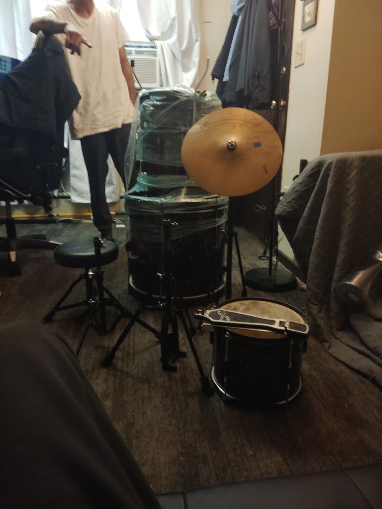 First Act Drum Set