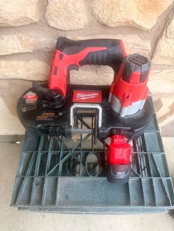 Milwaukee bandsaw & battery