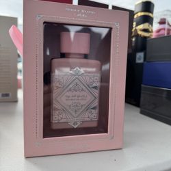 Lattafa Bade'e Al Oud Noble Blush