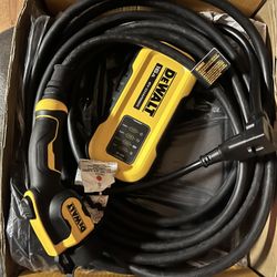 Dewalt portable electric vehicle Ev 120 -240 Volts  Level 2 Up To 32 Amps