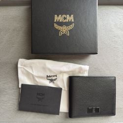 New MCM Wallet 