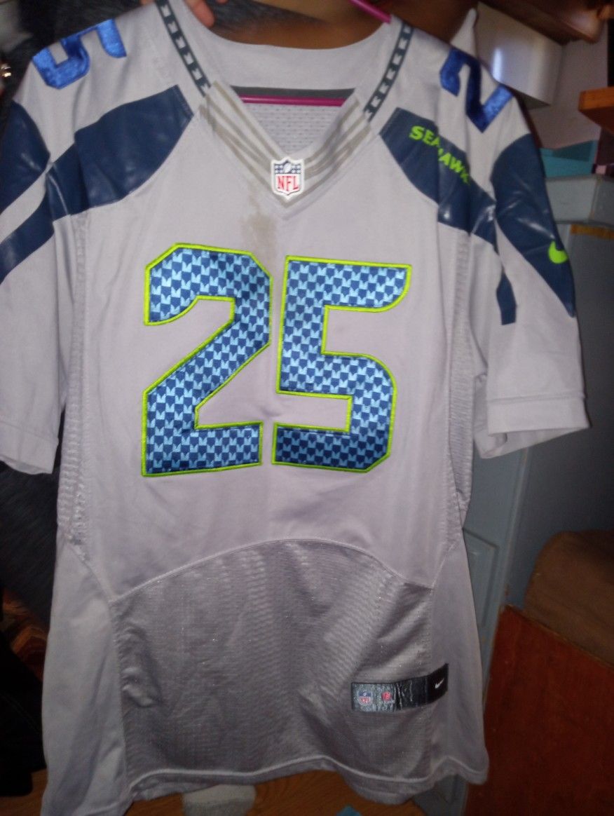 6 Seahawk Jerseys for Sale in Mesa, AZ - OfferUp