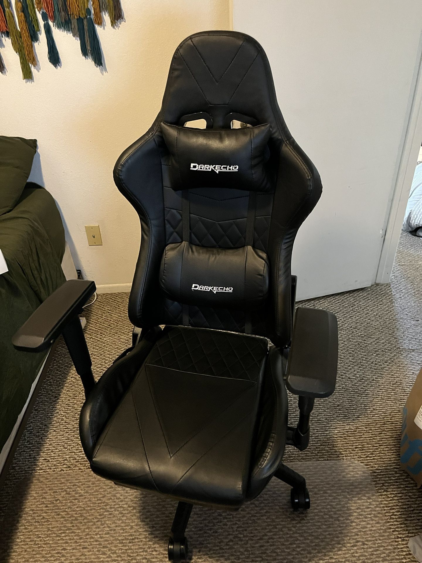 Darkecho Gaming Chair Office Chair with Footrest