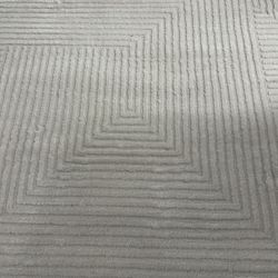 Nautica rug ivory  5’2 by 7