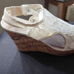 Women's Fergalicious Vandalia Lace Wedge Sandals Cream colored size 10