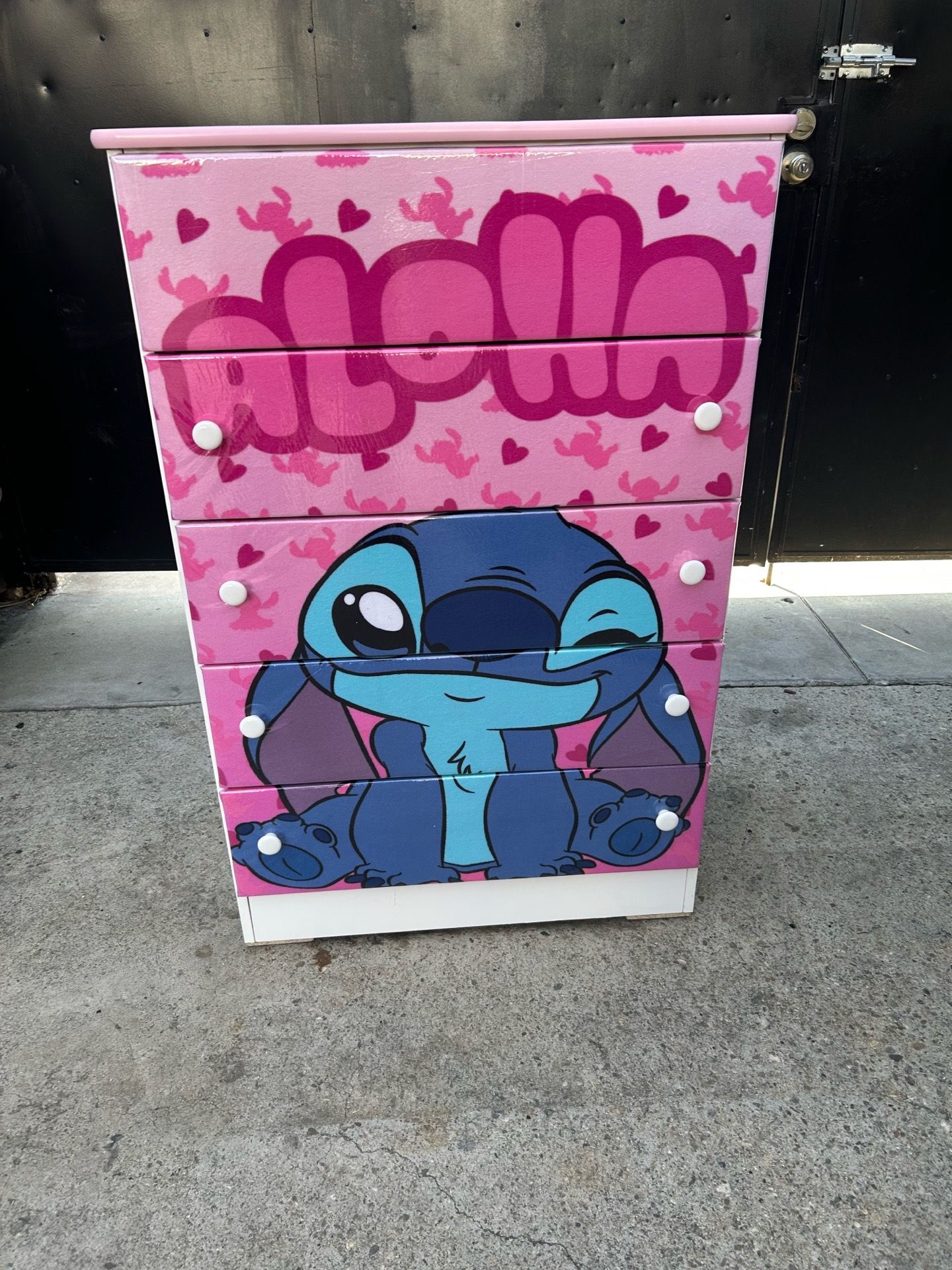 Stitch dresser available in different cartoon