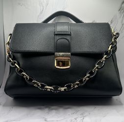 Black Purse