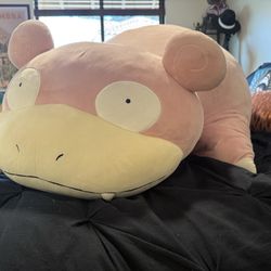 Pokémon Slowpoke Jumbo Plush