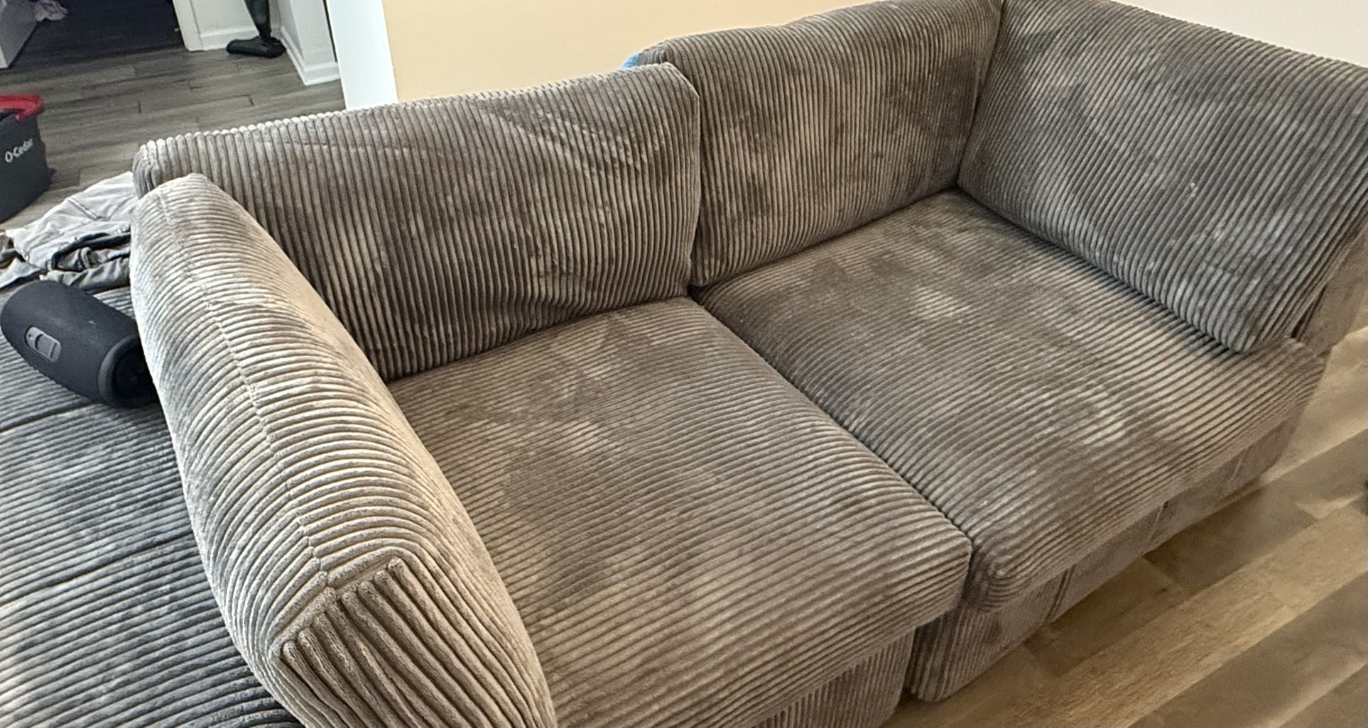 Grey SEUDE COUCH