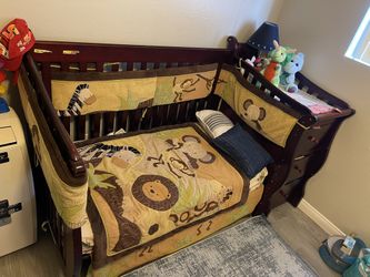 baby crib
