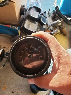 Datsun z clock