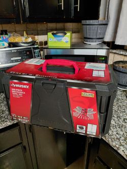 Husky 300pc Mechanics Tool Set