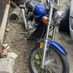 2005 Kawasaki Vulcan 500