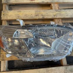Headlight Assembly Compatible with 2008 2009 2010 Highlander with Bulbs Driver and Passenger Side