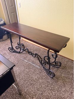 entry table very nice!