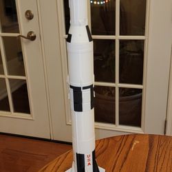 Saturn V Apollo 11 Model Rocket Display And Stand 