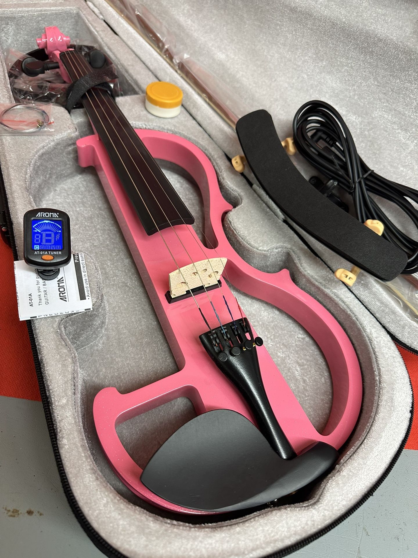 4/4 Pink Electric Violin with New Bow, Digital Tuner, Shoulder Rest, Extra Strings, Headset, Cable $180 Firm