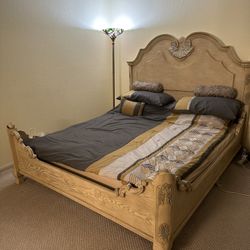 Cal King Bedroom Set With Tempur Mattress 