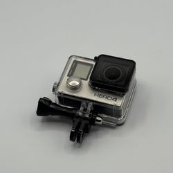 Go pro Hero 4 with Accessories 