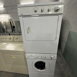 Kenmore Washer An Dryer Set 