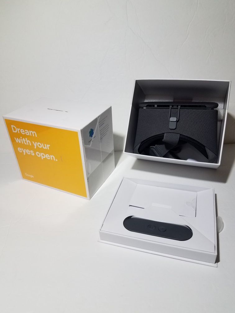 GOOGLE DAYDREAM VIEW