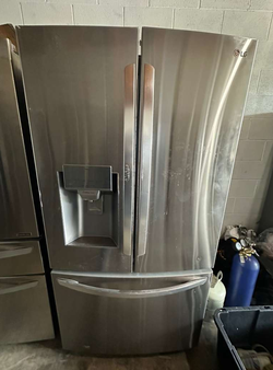 LG French Door Fridge – Stainless, Ice/Water, Clean Inside