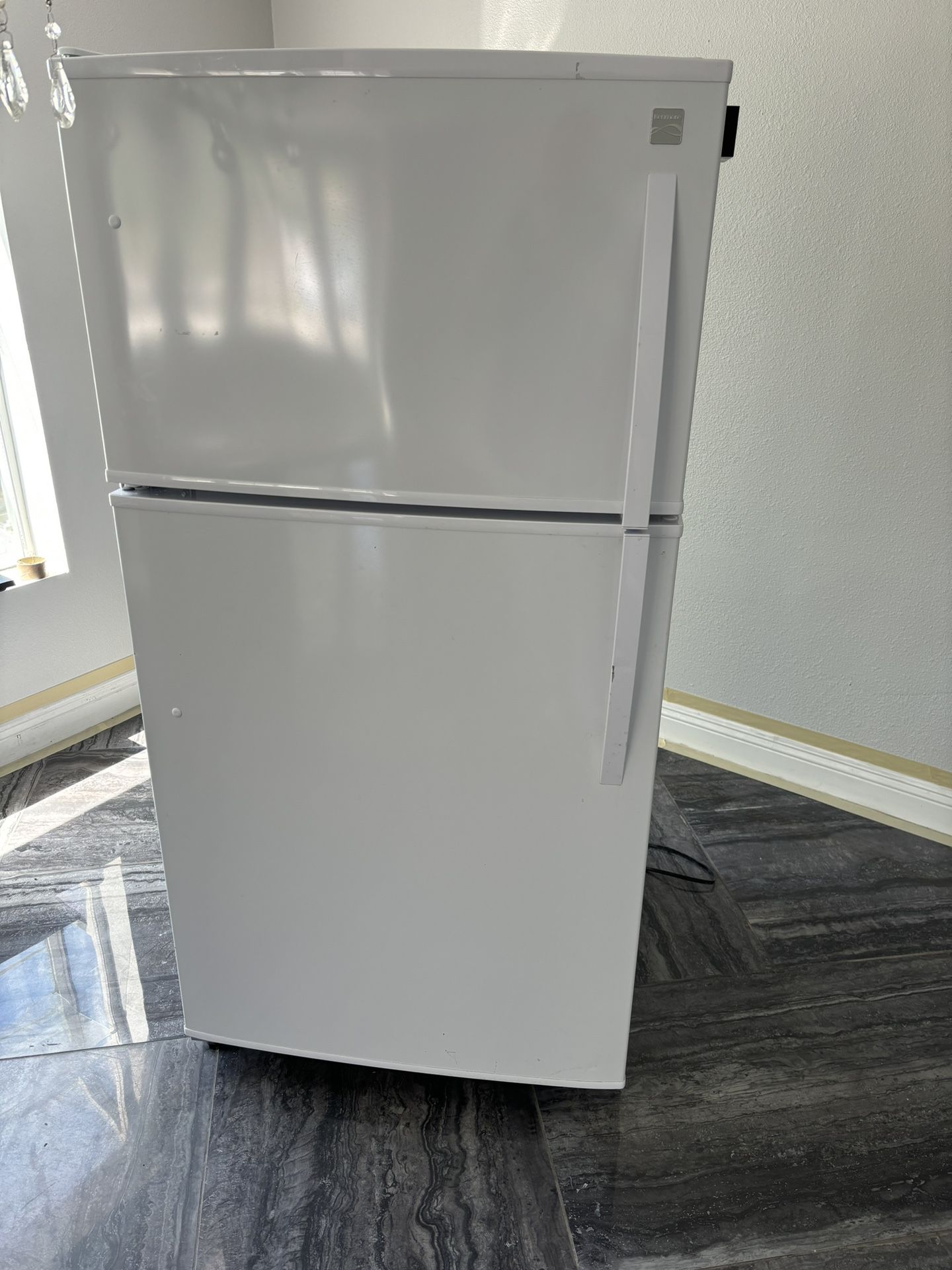Kenmore Refrigerator. Used Only 2 Months. 