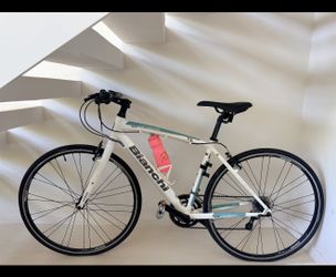 Women’s Bianchi Bike 