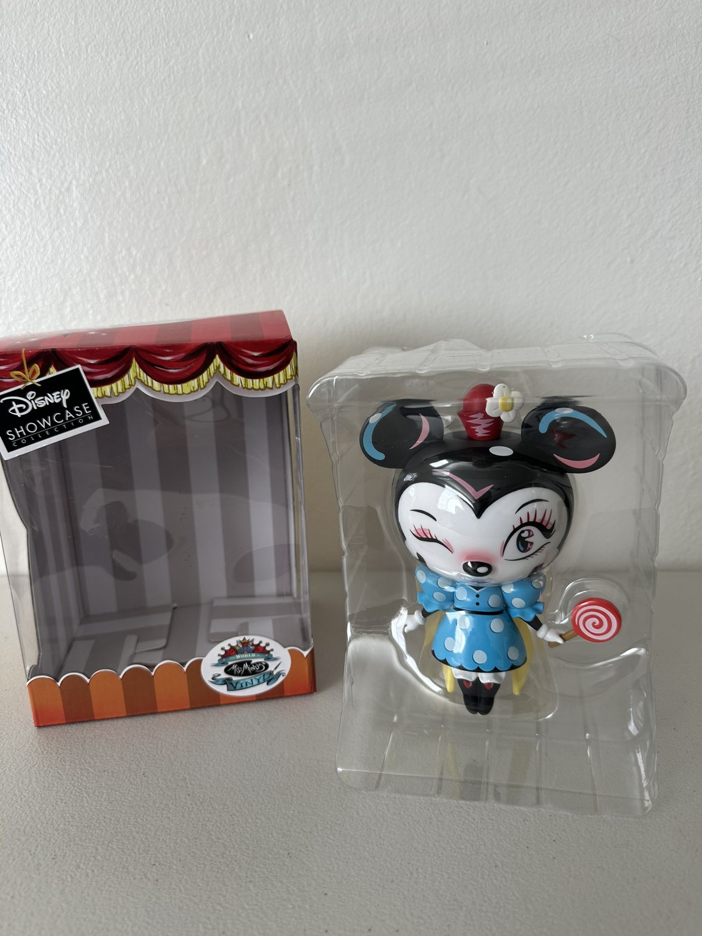 Enesco Miss Mindy Minnie Vinyl Figurine 7 Inch