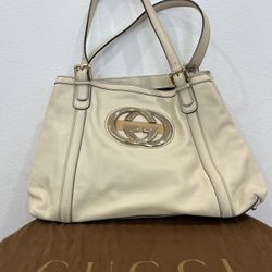 Gucci Britt Vintage Shoulder Bag. Purse.