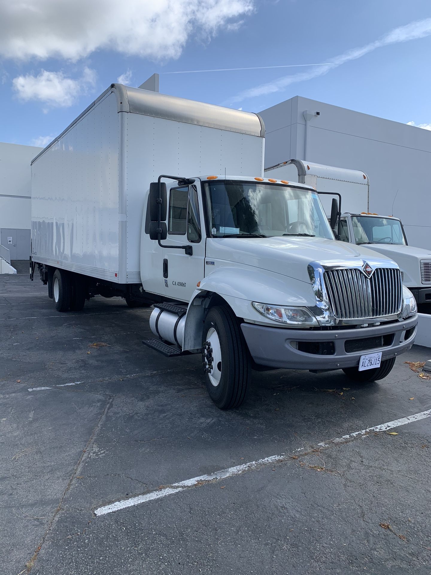 2015 International Bobtail Truck 