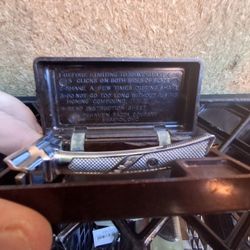 Antique Razor