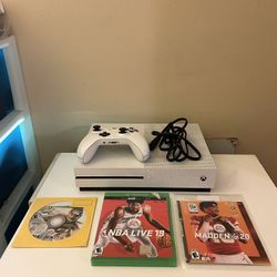 Xbox One S Bundle + 3 Games | Controller Included